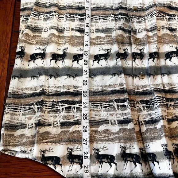 EUC Authentic outfitters Roundtree & Yorke Large Button Down Shirt #MSOC28 - Picture 3 of 6